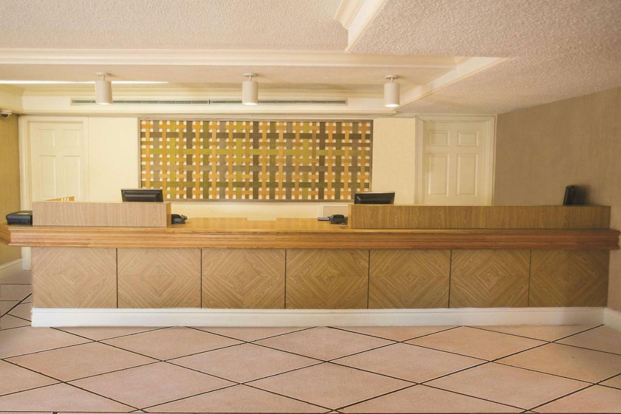 Travelodge By Wyndham Μόμπαϊλ Εξωτερικό φωτογραφία
