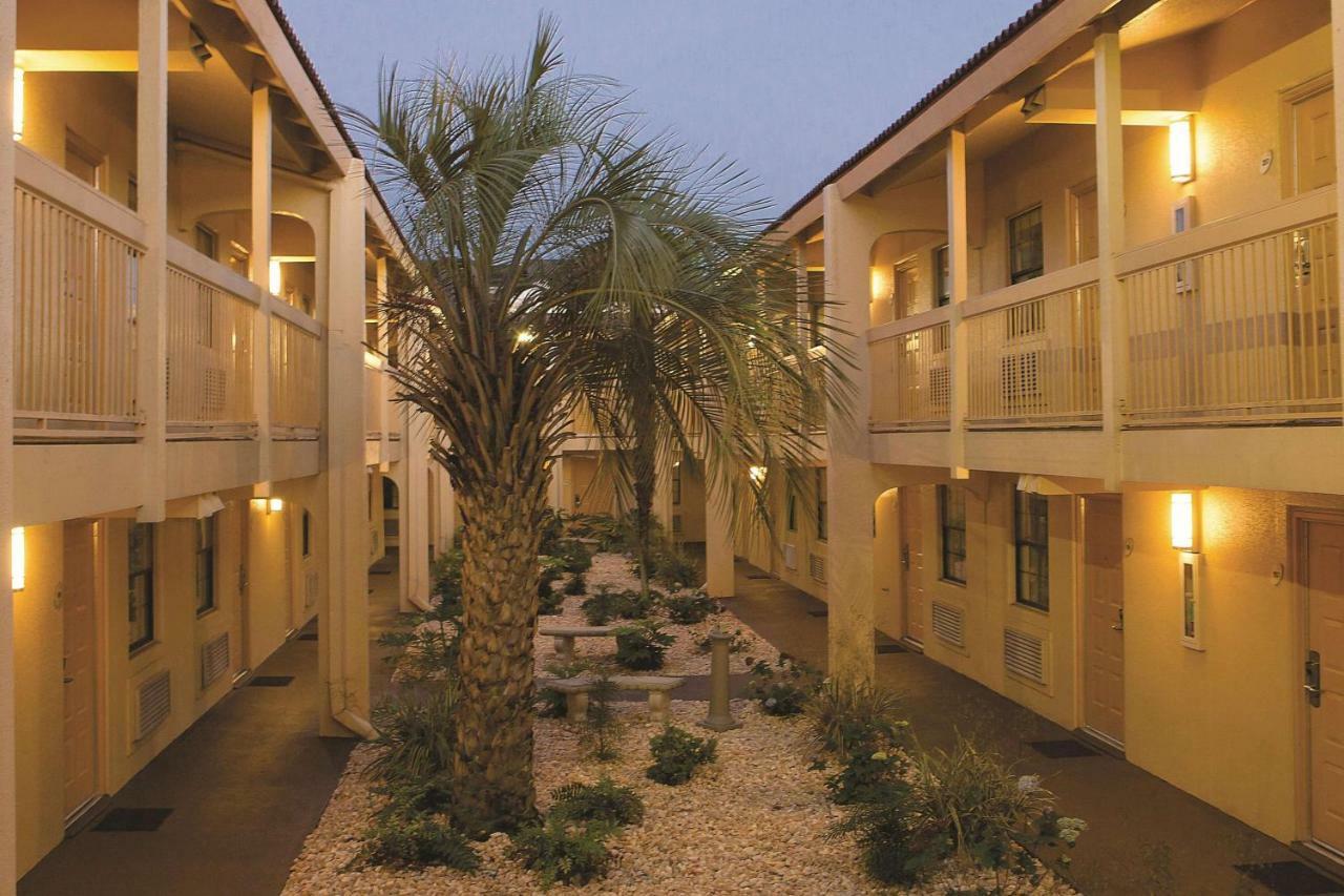 Travelodge By Wyndham Μόμπαϊλ Εξωτερικό φωτογραφία